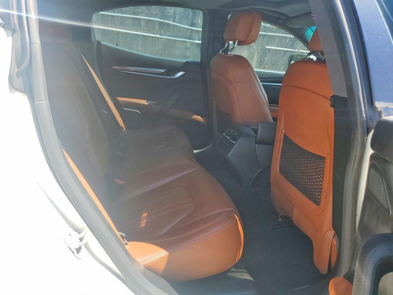 2016 Maserati Ghibli