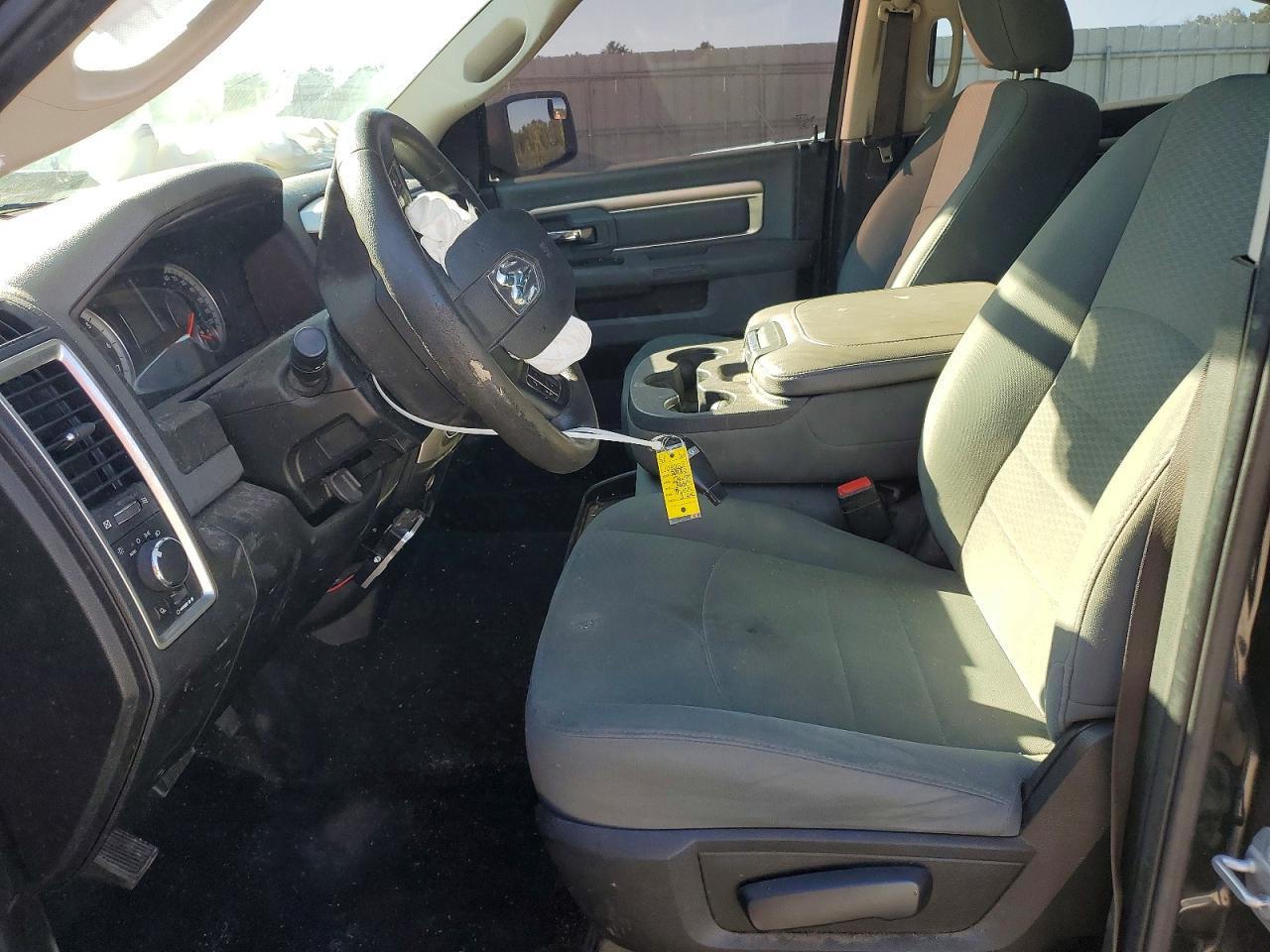 2020 Dodge RAM 1500 Classic SLT