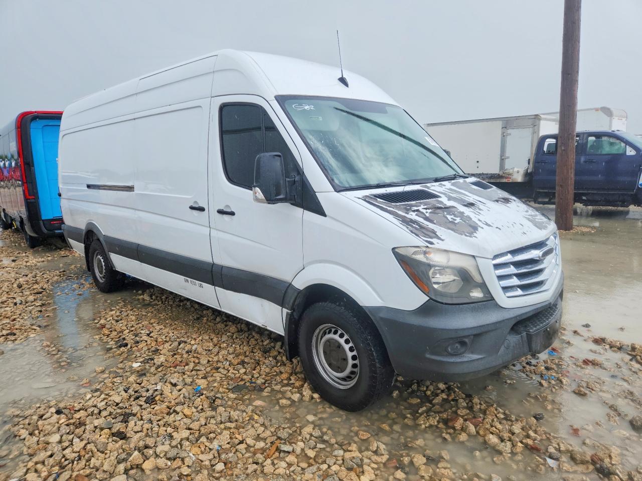 2015 Frht 2015 Freightliner Sprinter 2500 Delivery Van