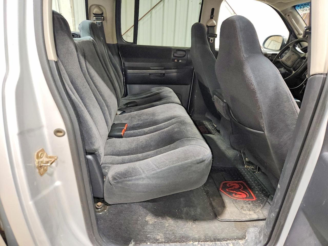 2002 Dodge Dakota Quad SLT