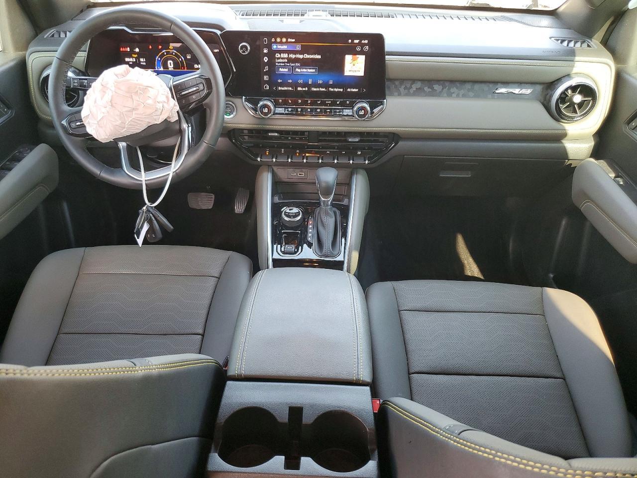 2025 Chevrolet Colorado ZR2