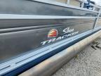 2024 Sun Tracker Partyhut