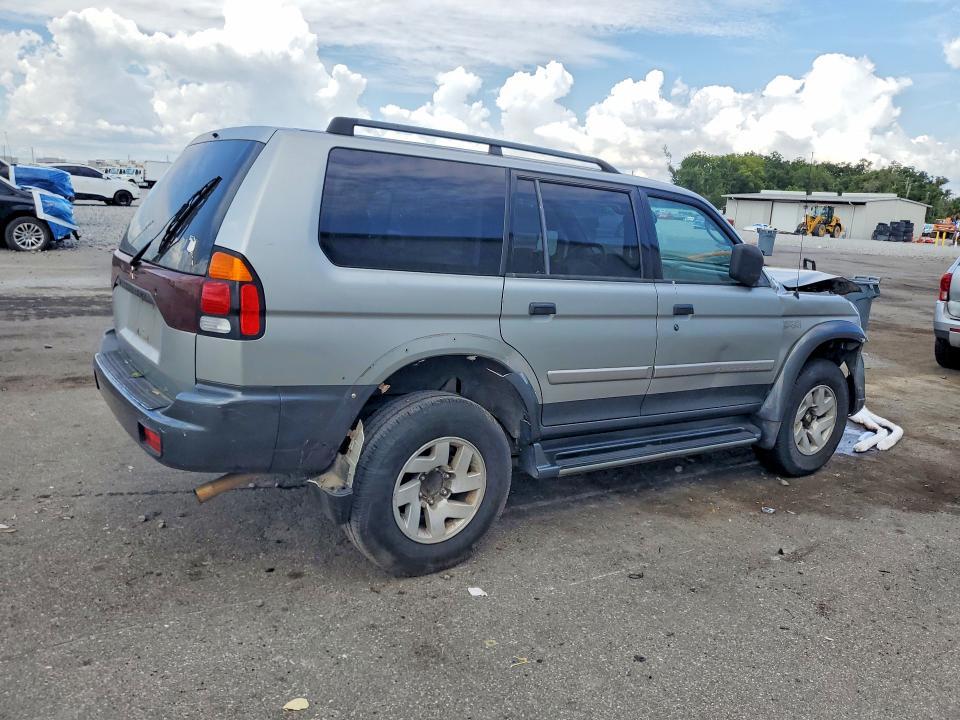 2001 Mitsubishi Montero Sport xls