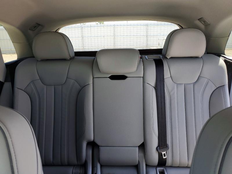 2022 Audi Q5 e Premium 55