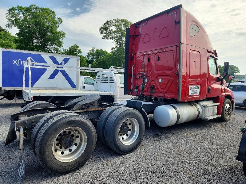 2019 Freightliner Cascadia 125 Semi Truck