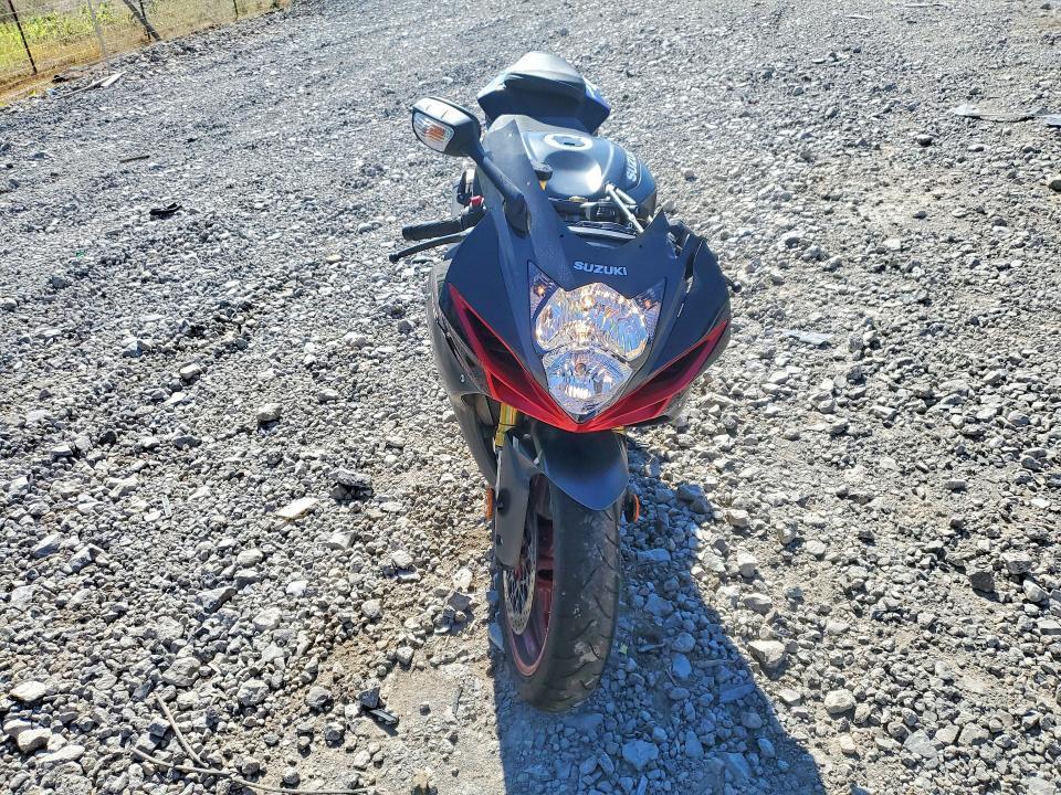 2026 Suzuki GSX-R750 R