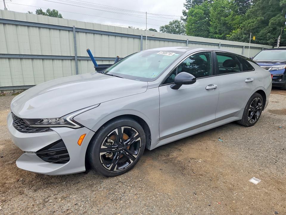 2022 KIA K5 gt Line