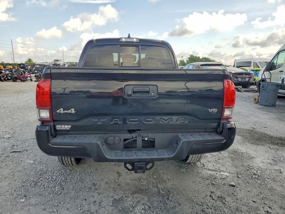 2022 Toyota Tacoma SR V6