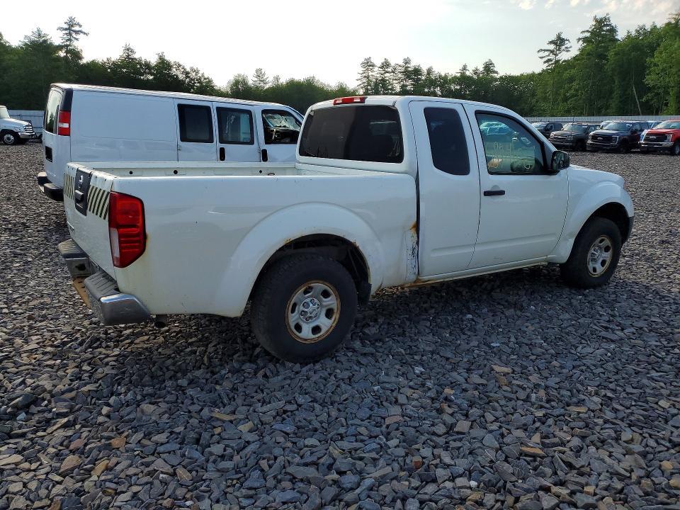 2015 Nissan Frontier s