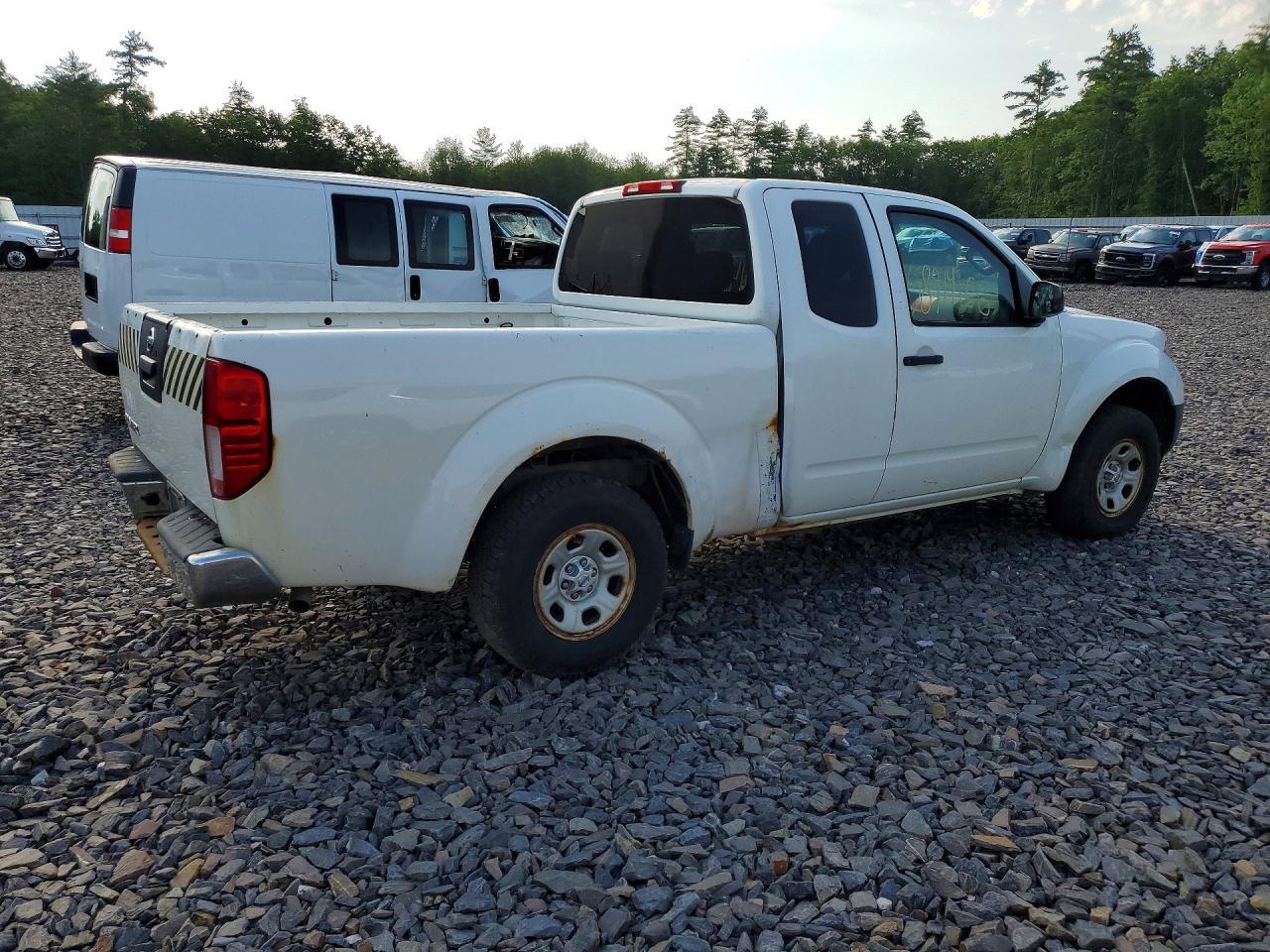2015 Nissan Frontier S