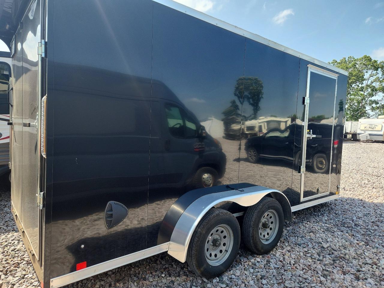 2025 Rc Trailer 2025 RC MDLX716TA2 Enclosed Cargo Trailer