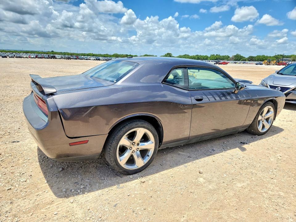 2014 Dodge Challenger r