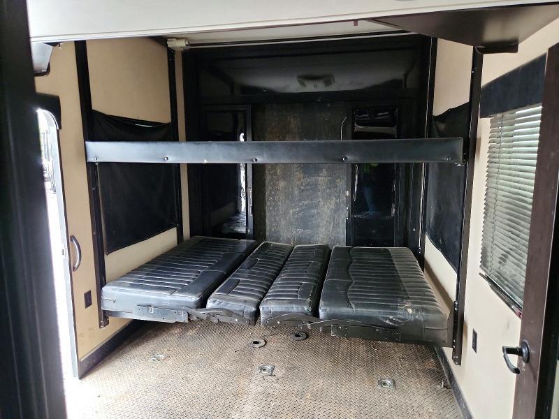 2016 Jayco O Seismic Camper
