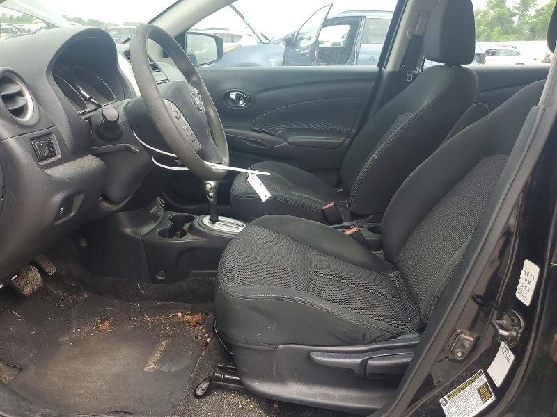 2018 Nissan Versa sv