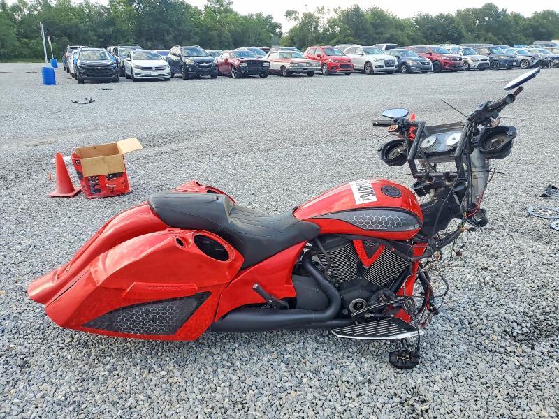 2015 Victory Cross Country 8-Ball