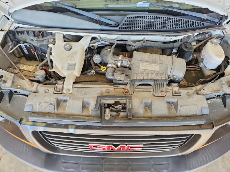 2016 GMC Savana 3500 Cargo Delivery Van