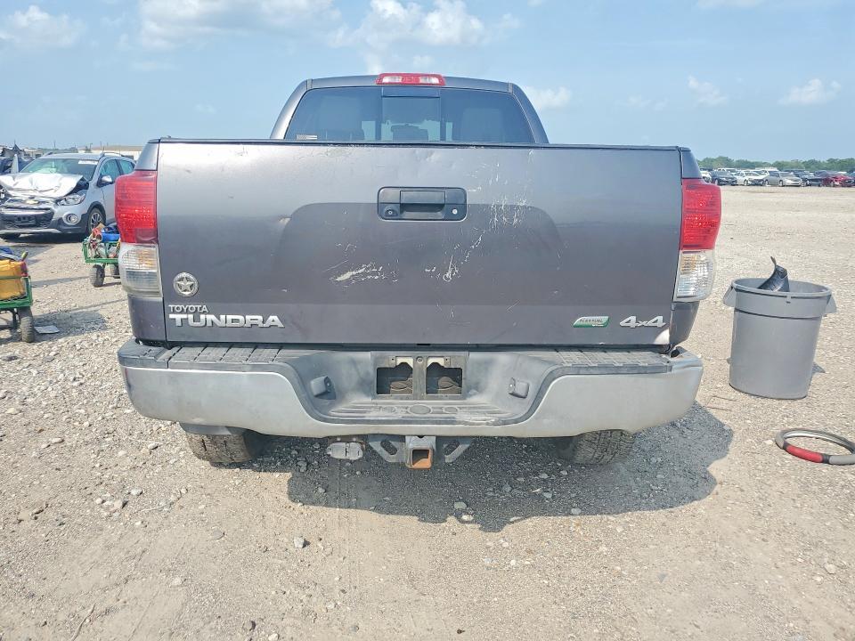 2013 Toyota Tundra Double Cab SR5