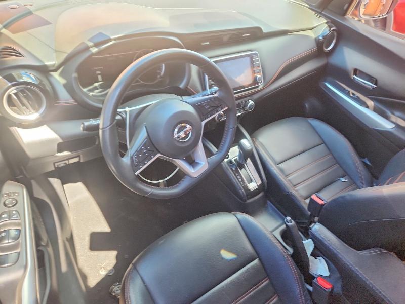 2020 Nissan Kicks sr