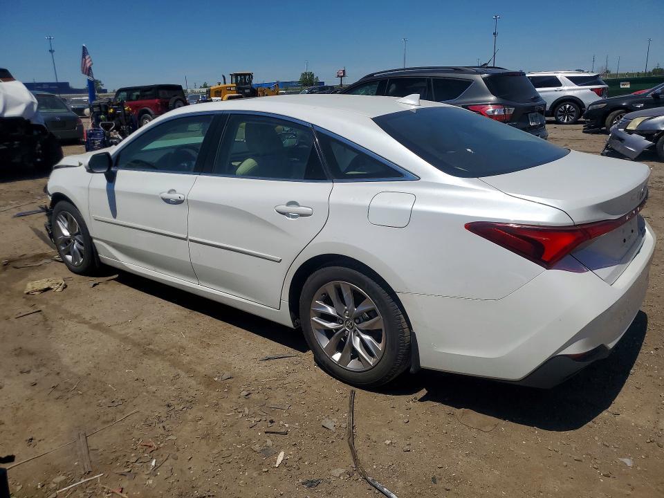 2022 Toyota Avalon xle