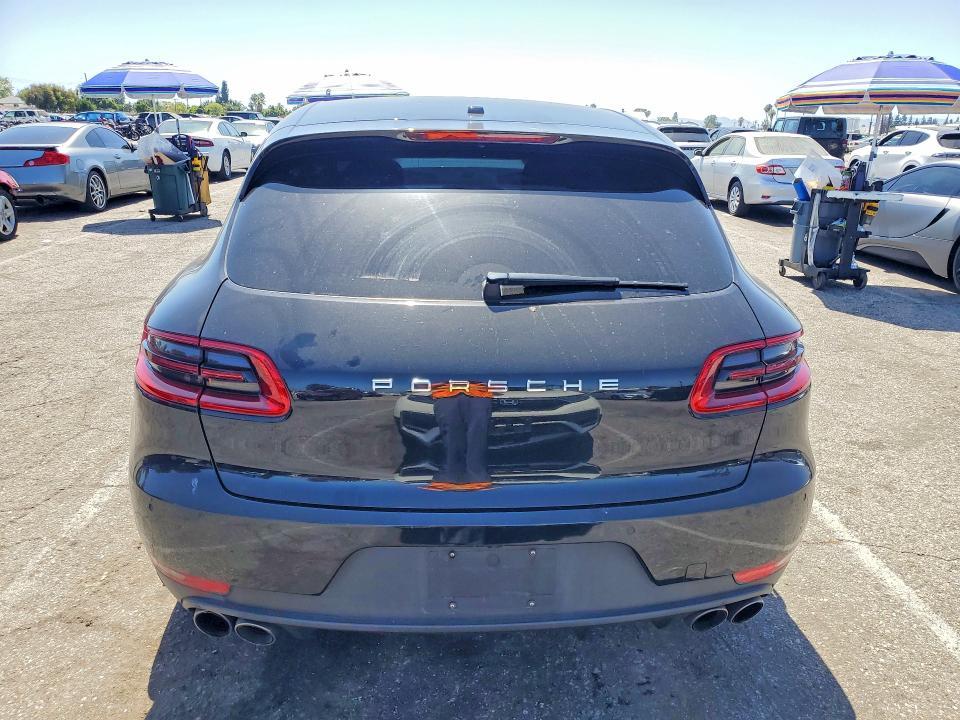 2015 Porsche Macan s