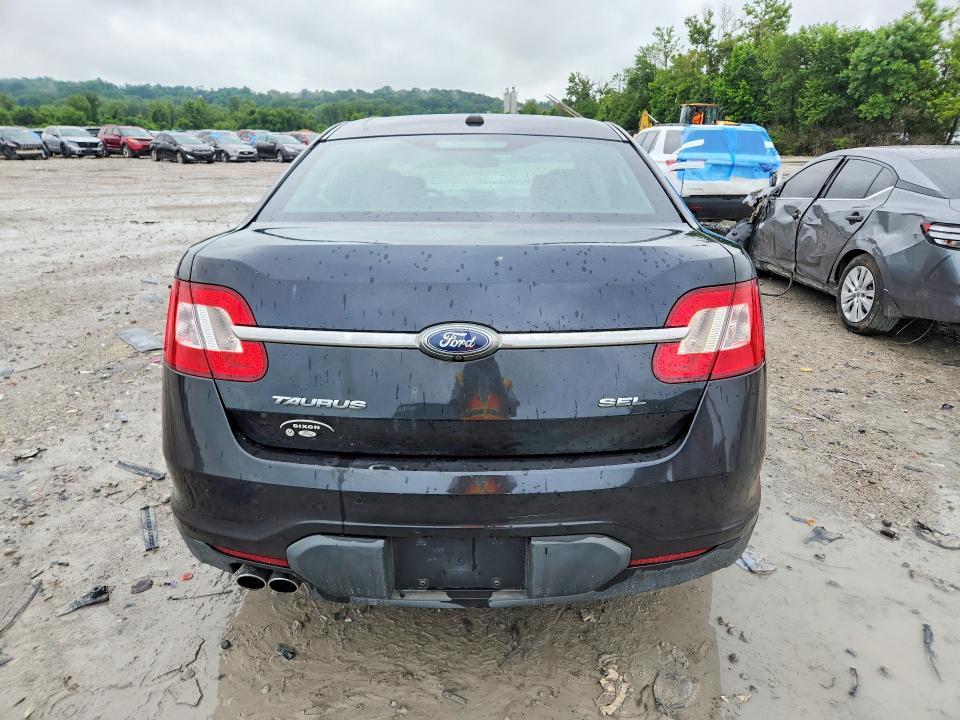 2010 Ford Taurus sel