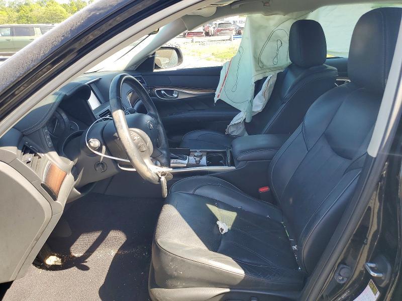 2015 Infiniti Q70 3.7