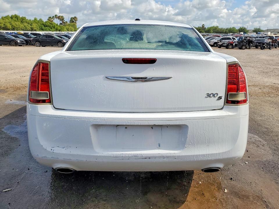 2013 Chrysler 300 s