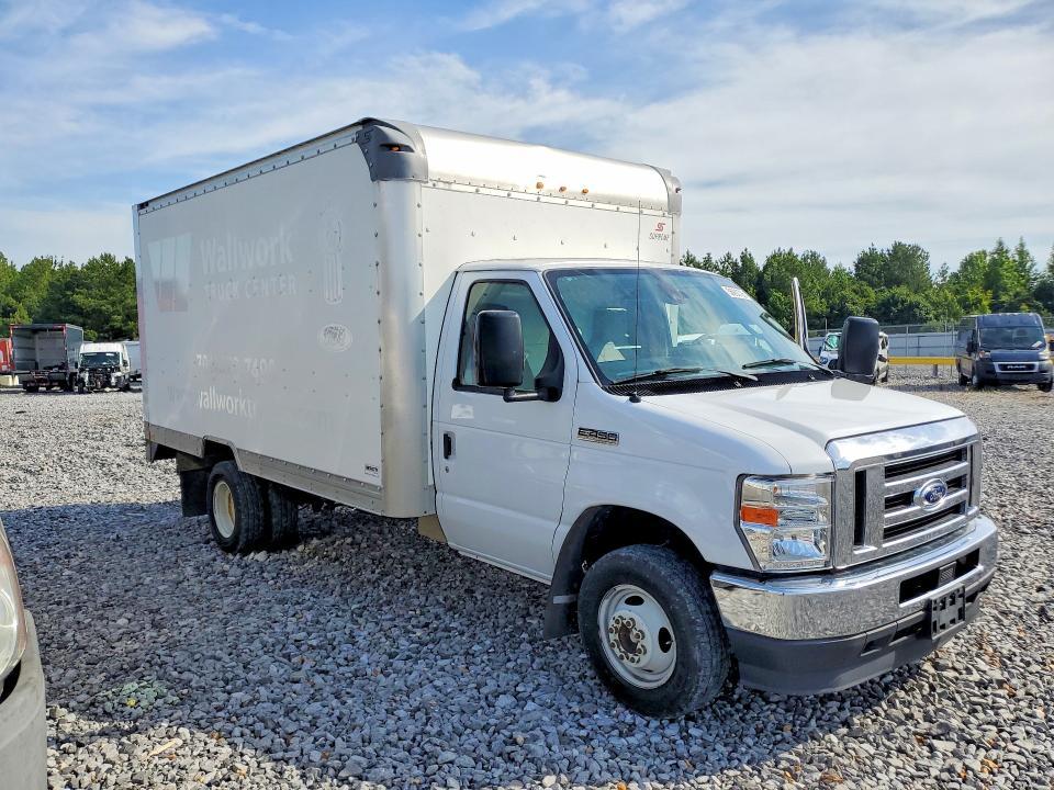 2021 Ford E450 Delivery Van
