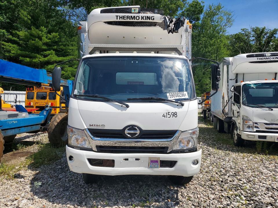 2020 Hino 195 Refrigerated BOX Truck