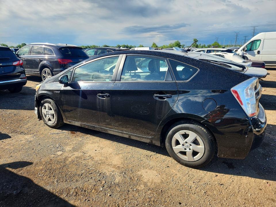 2010 Toyota Prius iii