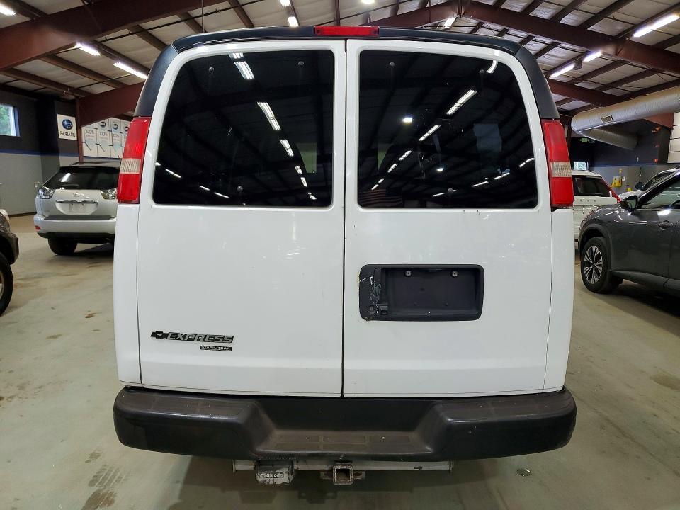 2015 Chevrolet Express G2500 ls