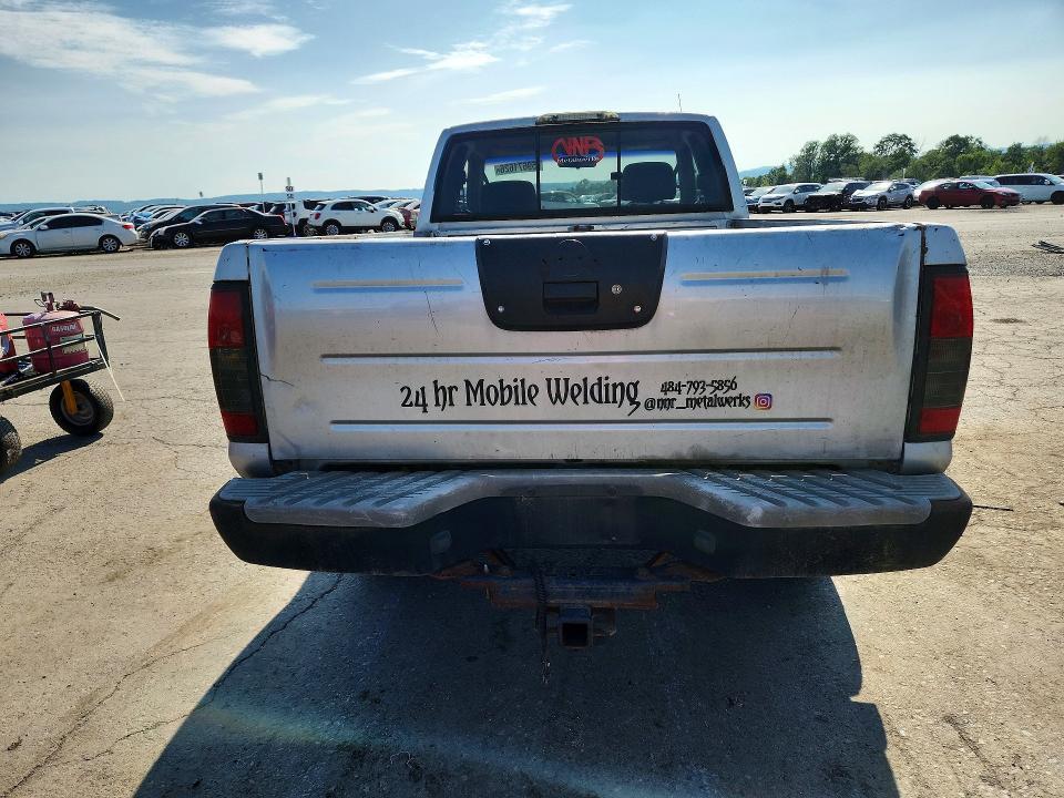 2002 Nissan Frontier XE-V6