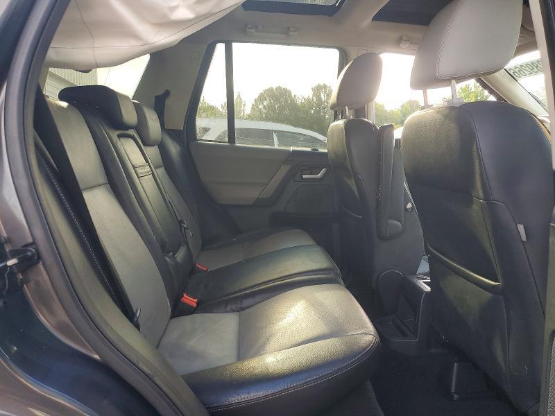 2010 Land Rover LR2