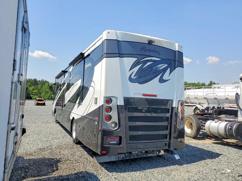 2021 Freightliner Berkshire RV