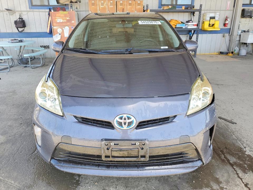 2015 Toyota Prius two