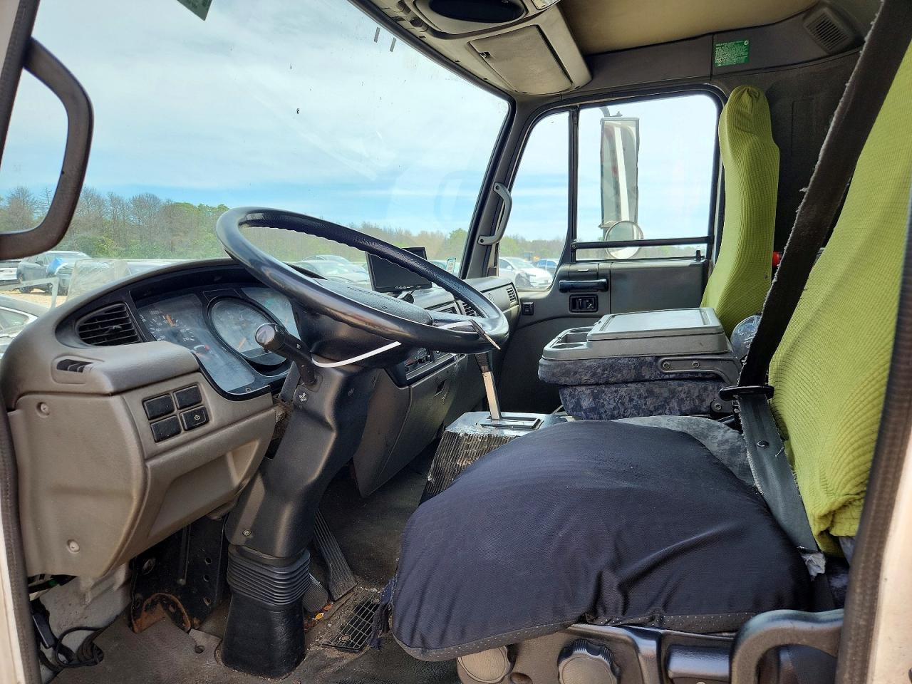 2005 Nissan Diesel UD1800 CS