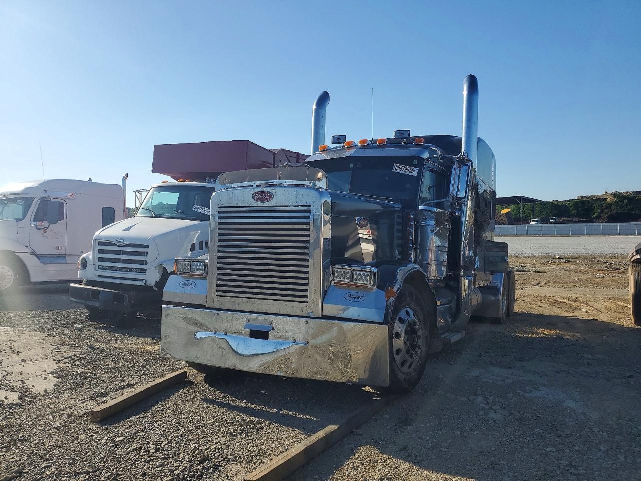 2007 Peterbilt 379 Semi Truck