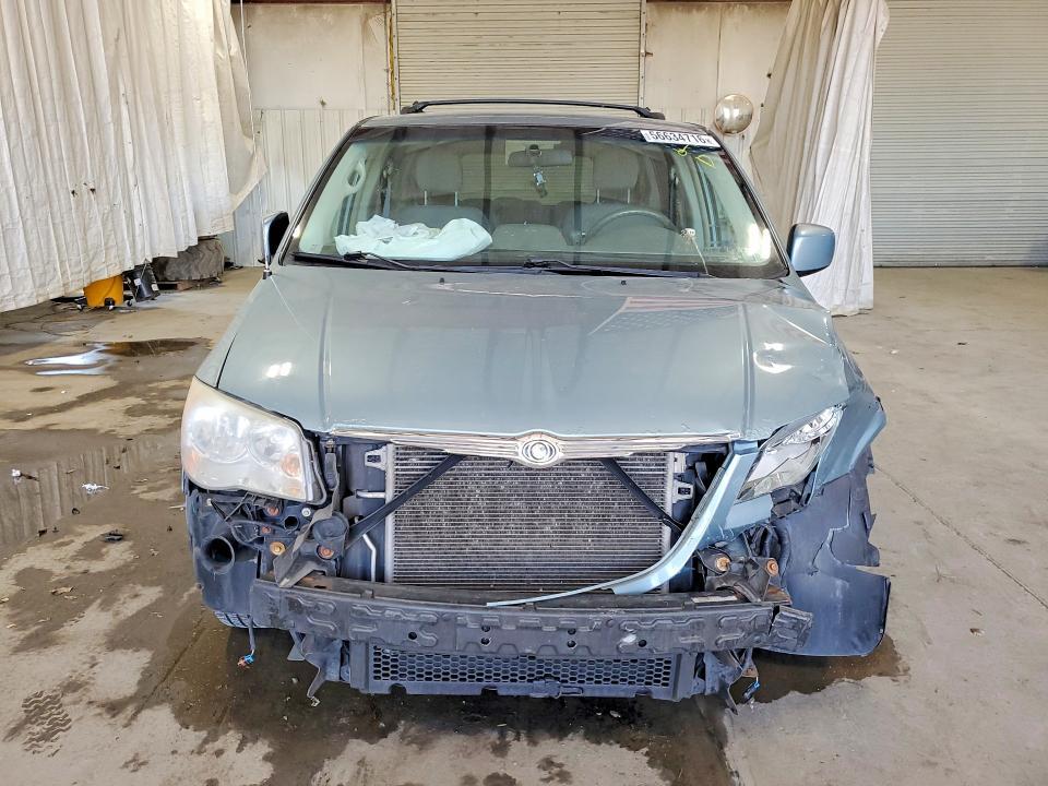 2008 Chrysler Town & Country Touring