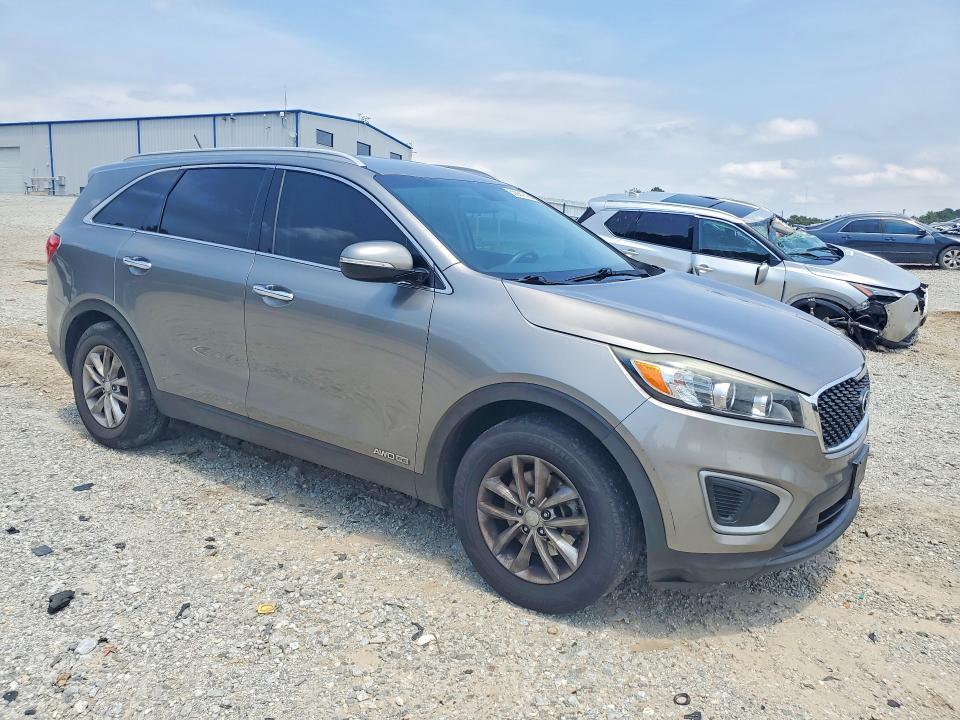 2016 KIA Sorento lx V6