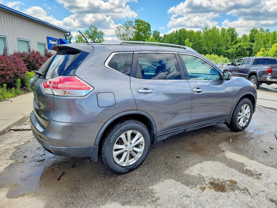 2016 Nissan Rogue sv