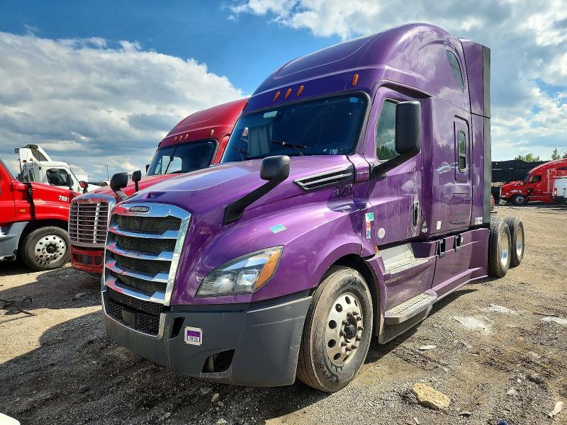 2019 Freightliner Cascadia 126