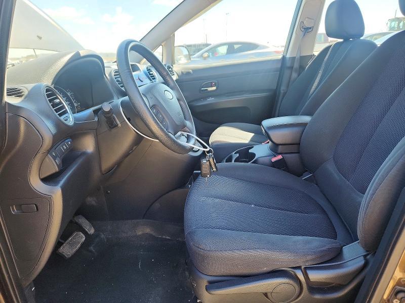 2012 KIA Rondo