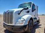 2017 Peterbilt 579 Semi Truck