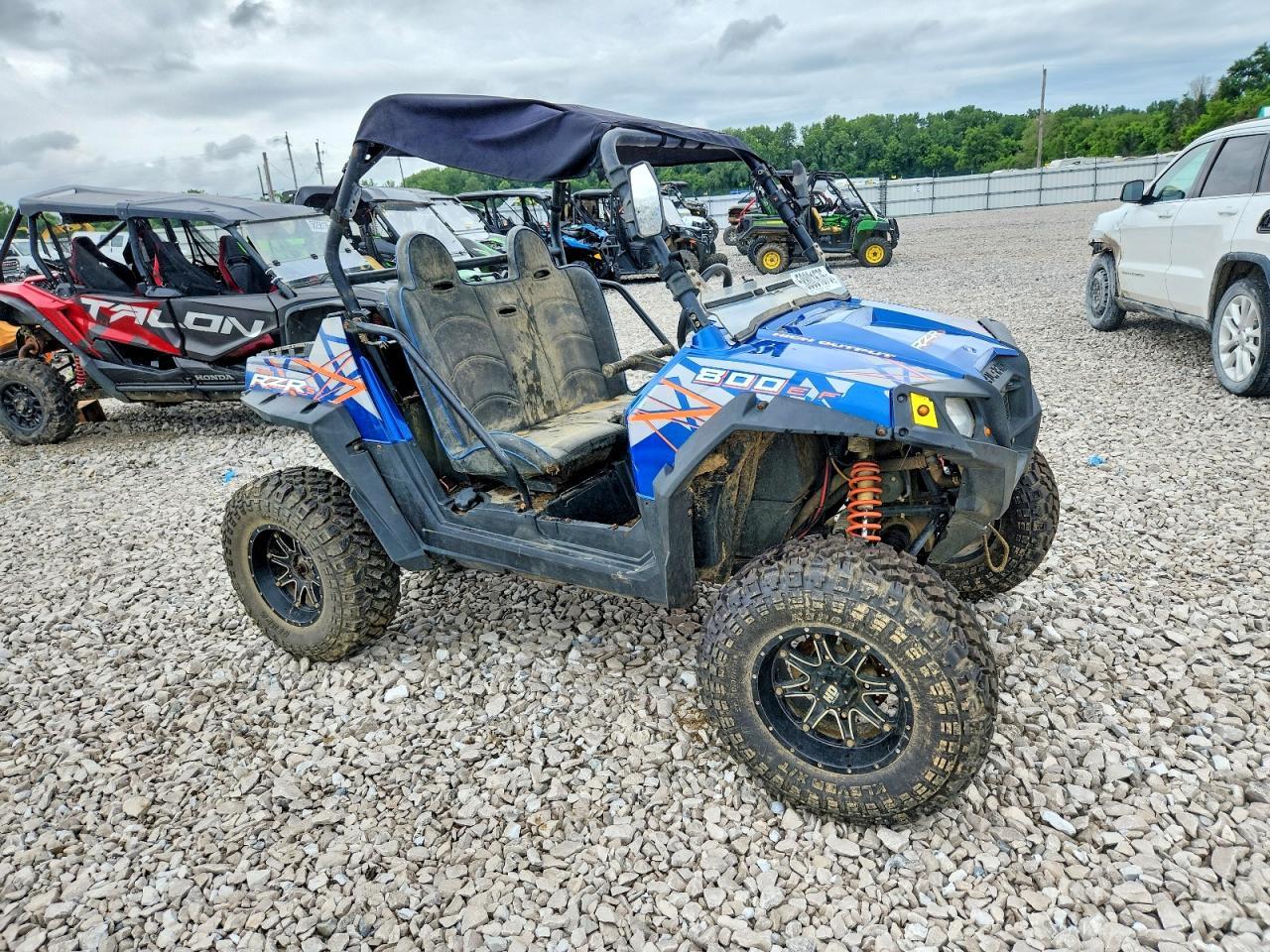2013 Polaris RZR 800 EF Utility Vehicle