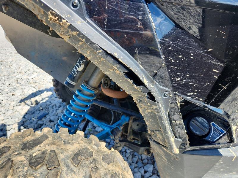 2017 Can-Am Maverick 1000 R Utility Vehicle