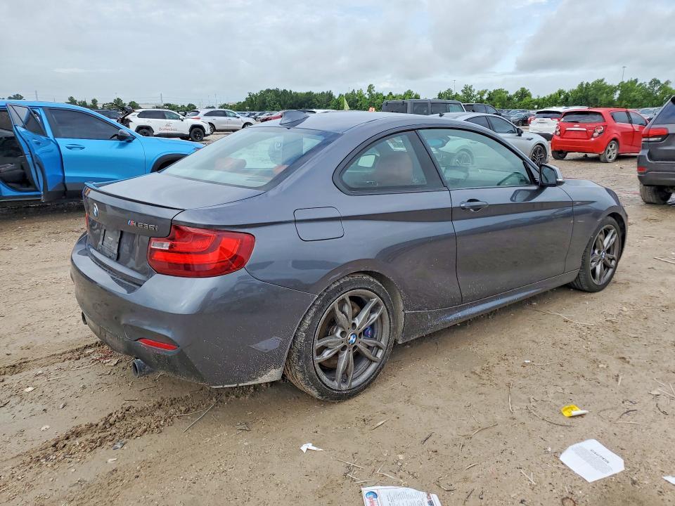2015 BMW M235i