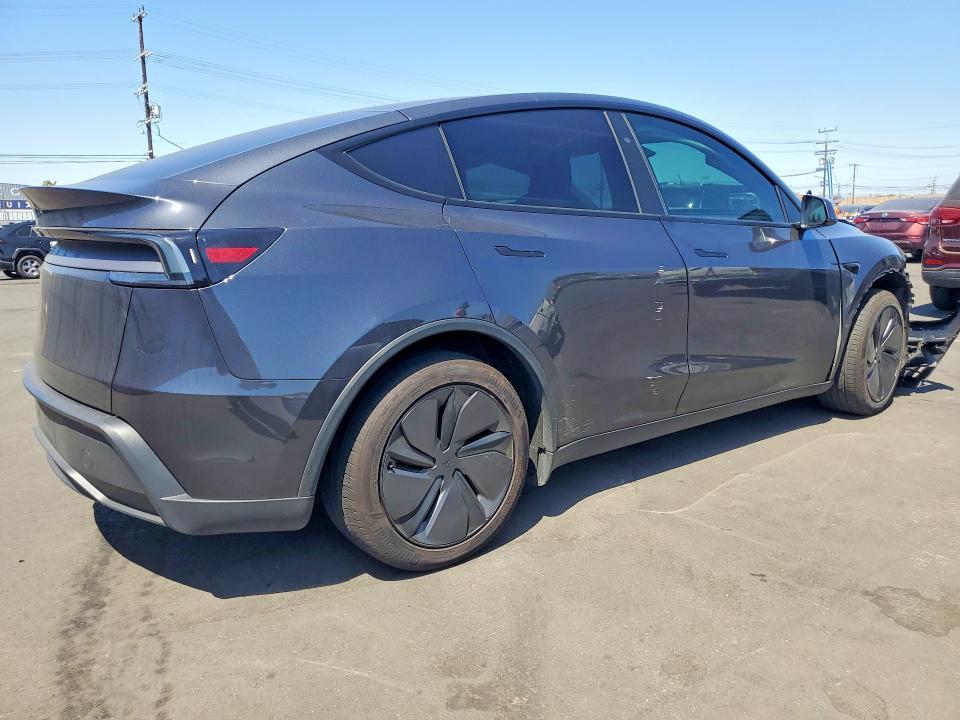 2026 Tesla Model y