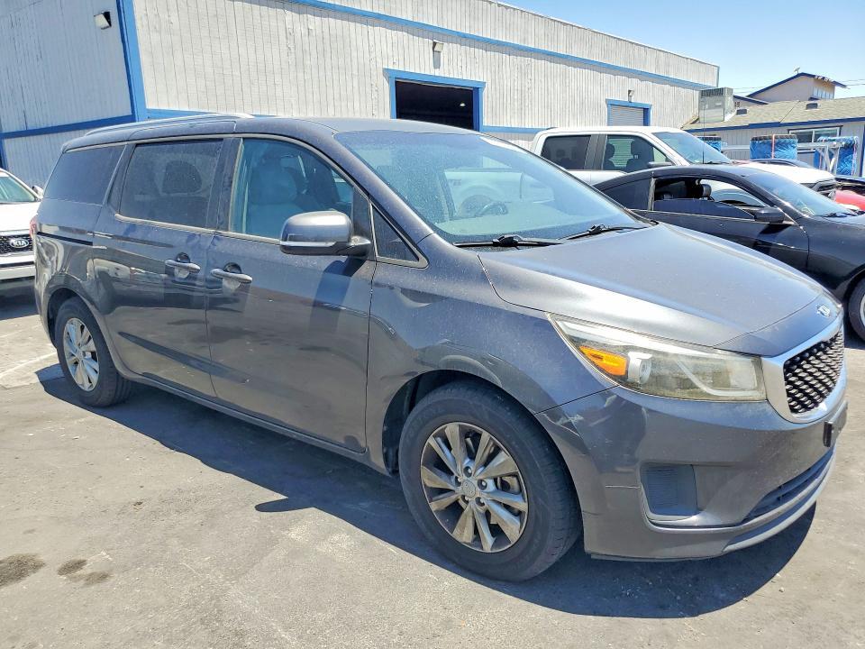 2016 KIA Sedona lx