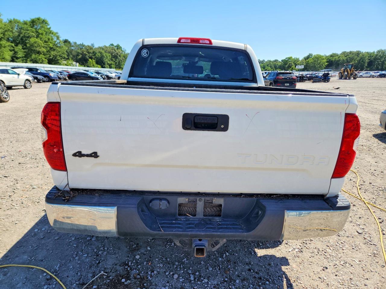 2018 Toyota Tundra Crewmax SR5