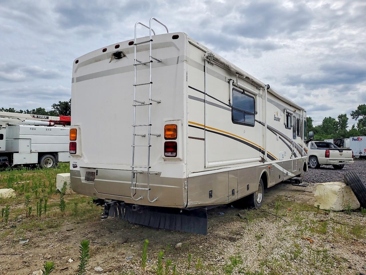 2005 Fleetwood Rv Recreational Vehicle (RV)